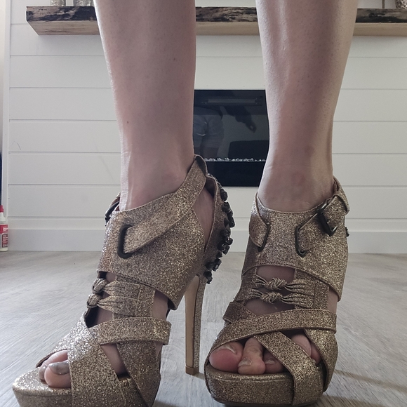 Not Rated heels - Picture 2 of 7